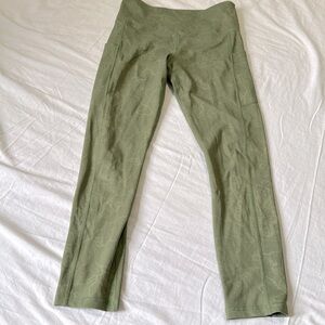 Zyia Olive Maze Pocket Light N Tight size 6-8